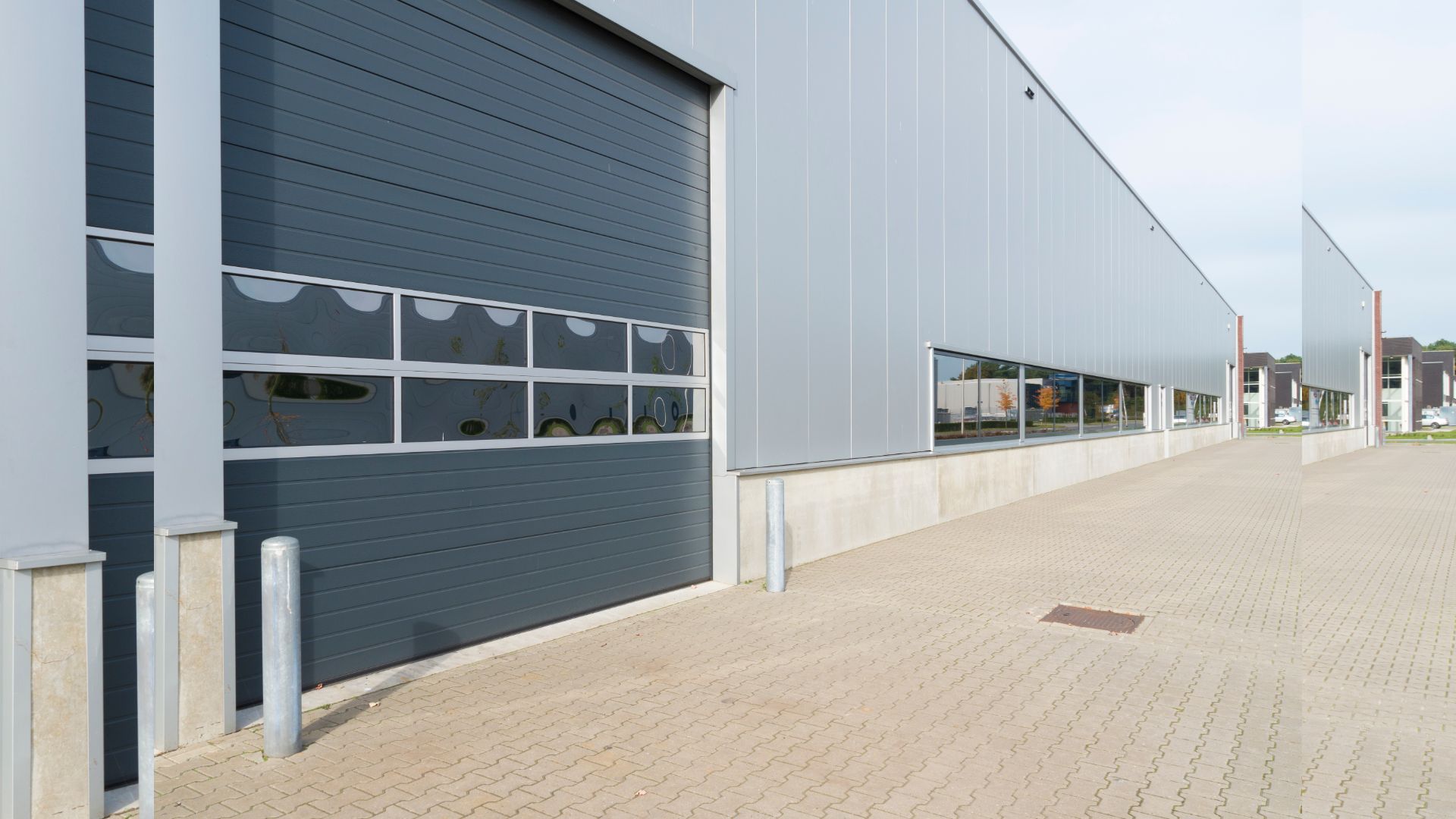  Warehouse services in California