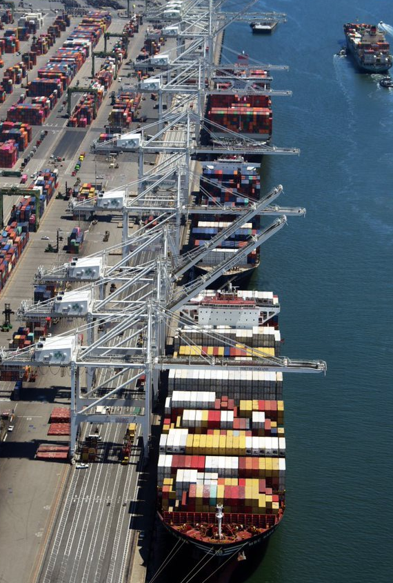 Transloaders in oakland Port